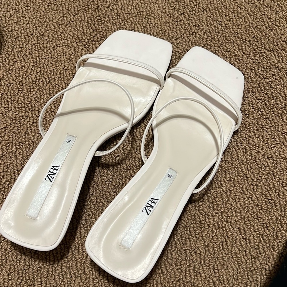 Zara White Kitten Heels